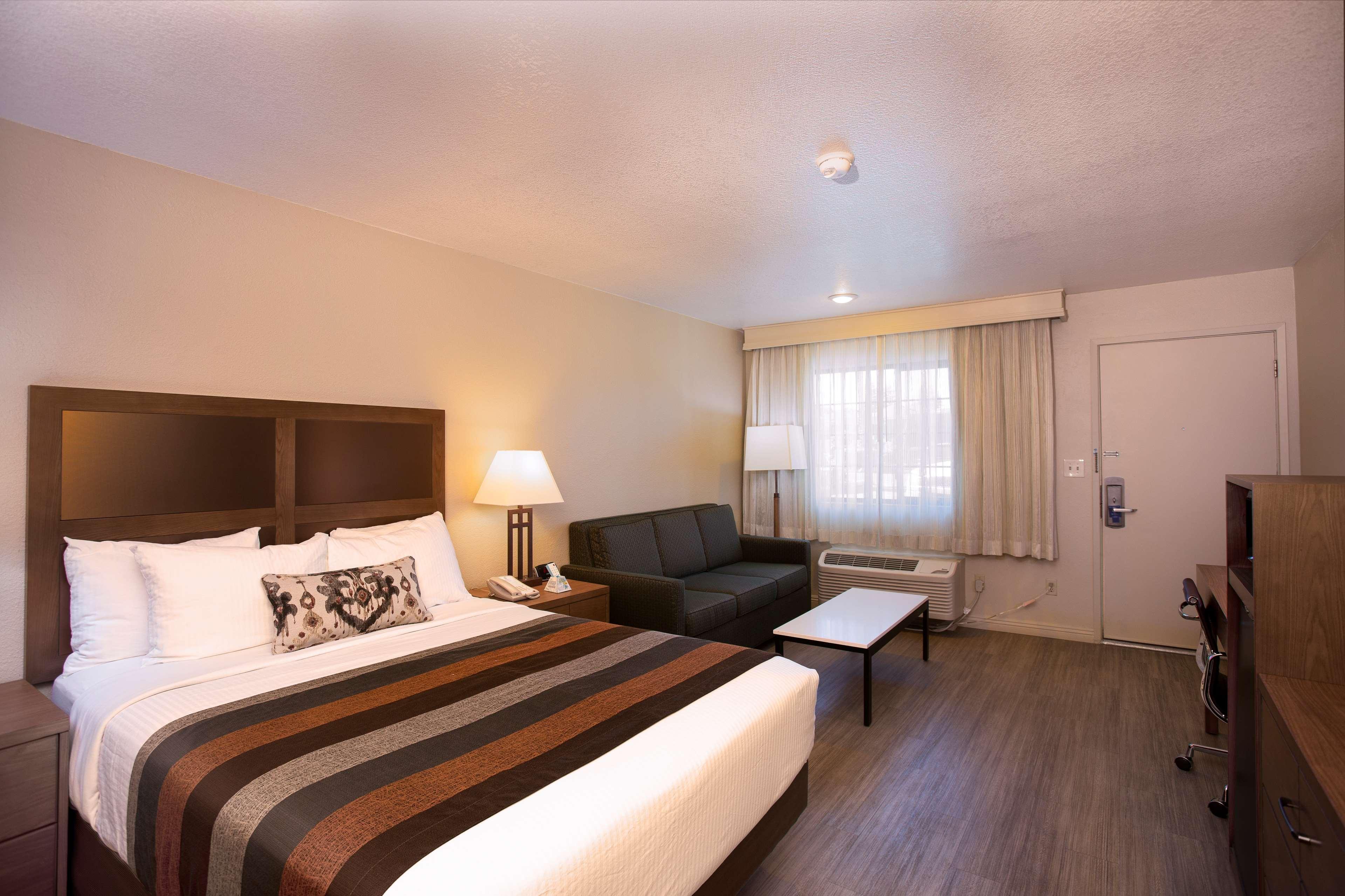 Best Western Sandman Hotel Sacramento Exterior photo
